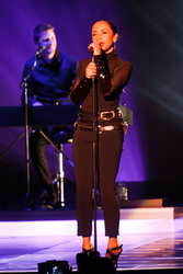 Sade Adu