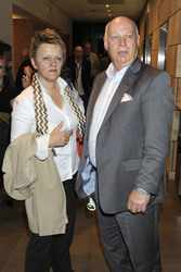 Renate Künast mit Begleitung