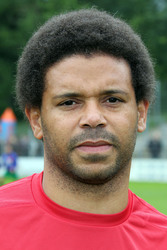 Michél Mazingu-Dinzey