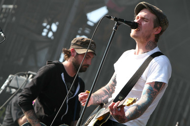 Alex Rosamilia, Brian Fallon (The Gaslight Anthem)