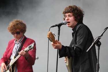 Hugh Harris, Luke Pritchard (The Kooks)