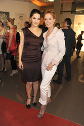 Mariella Ahrens, Katja Flint