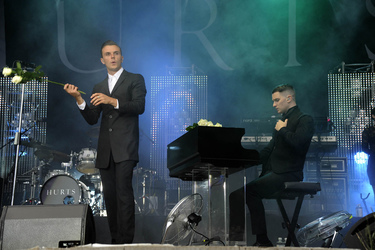 Theo Hutchcraft, Adam Anderson (Hurts)