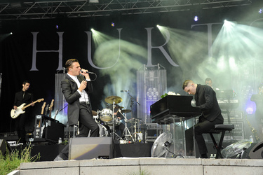 Theo Hutchcraft, Adam Anderson (Hurts)