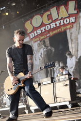 Jonny 'Two Bags' Wickersham (Social Distortion)