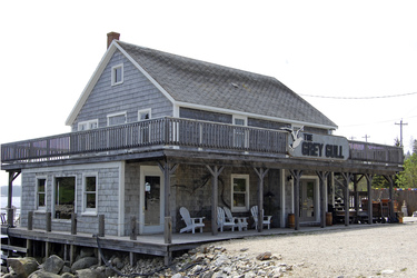 Set des Lokals The Grey Gull aus der TV-Serie 'Haven'