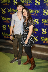 Tom Fletcher (McFly) mit Begleitung