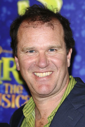 Douglas Hodge