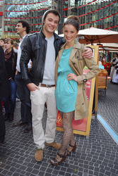 Wanda Badwal mit Bruder Marco