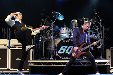 Francis Rossi, Matt LetleyJohn 'Rhino' Edwards (Status Quo)