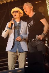 H.P. Baxxter (Scooter) mit Gast Jan Delay