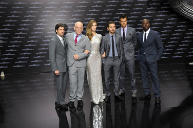 Patrick Dempsey, John Malkovich, Rosie Huntington-Whiteley, Shia LaBeouf, Josh Duhamel ,Tyrese Gibson