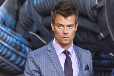 Josh Duhamel