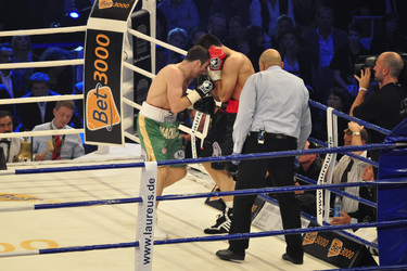 Matthew Macklin, Felix Sturm