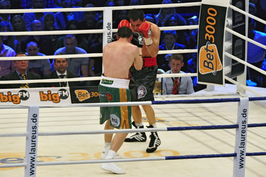 Matthew Macklin, Felix Sturm