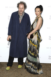 Mike Figgis mit Begleitung