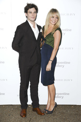 Sam Claflin, Laura Haddock