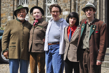Mario Adorf, Sunnyi Melles, Lola Randl, Maria Kwiatkowsky, Bastian Trost