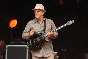 Frank Gambale (Return to Forever IV)