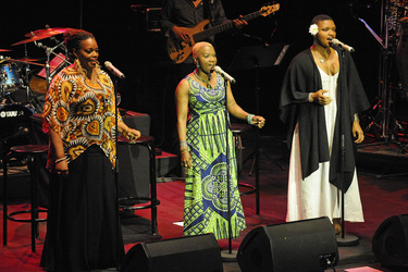Dianne Reeves, Angélique Kidjo, Lizz Wright (Sing the Truth)