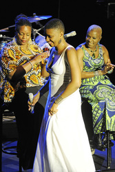 Dianne Reeves, Lizz Wright, Angélique Kidjo (Sing the Truth)