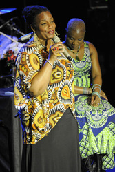 Dianne Reeves, Lizz Wright (Sing the Truth)