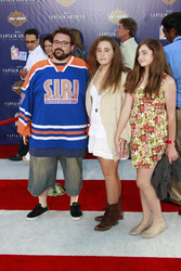 Kevin Smith mit Harley Quinn Smith