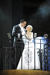 Mark Heenehan, Abigal Jaye