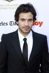Santiago Cabrera