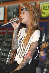 Jennifer Weist (Jennifer Rostock)