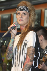 Jennifer Weist (Jennifer Rostock)