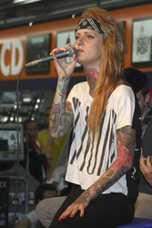 Jennifer Weist (Jennifer Rostock)