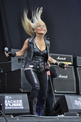 Doro Pesch (Special Guest bei Skyline)