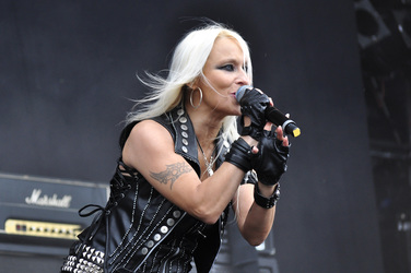 Doro Pesch (Special Guest bei Skyline)