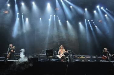 Justin Street, Joel O'Keeffe, David Roads (Airbourne)