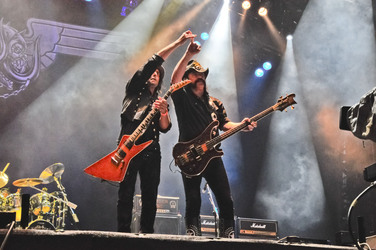 Philip 'Wizzo' Campbell , Ian 'Lemmy' Kilmister (Motörhead)