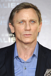 Daniel Craig