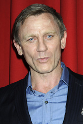Daniel Craig
