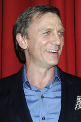Daniel Craig