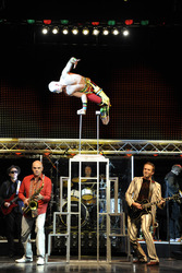 'Forever Young' Cast