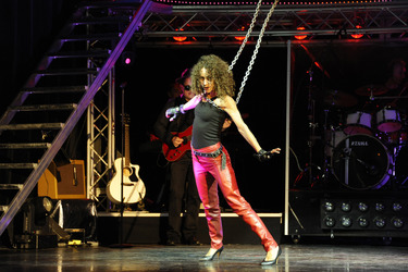 'Forever Young' Cast