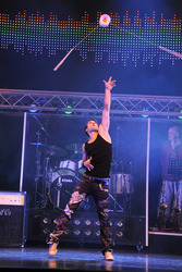 'Forever Young' Cast