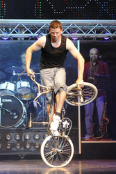 'Forever Young' Cast