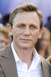 Daniel Craig