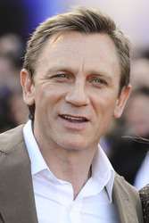 Daniel Craig