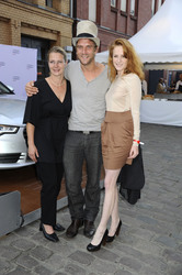 Peer Kusmagk mit Freundin Isabella Recke und Schwester Steffi Siefer