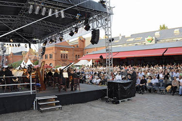 Berliner Symphoniker und Konzertbesucher