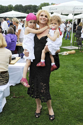 Heike Kloss mit ihren Töchtern Olivia und Marla