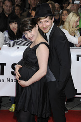 Tino Mewes mit Gattin Jamila Saab