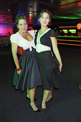 Muriel Baumeister und Schwester Peri Baumeister